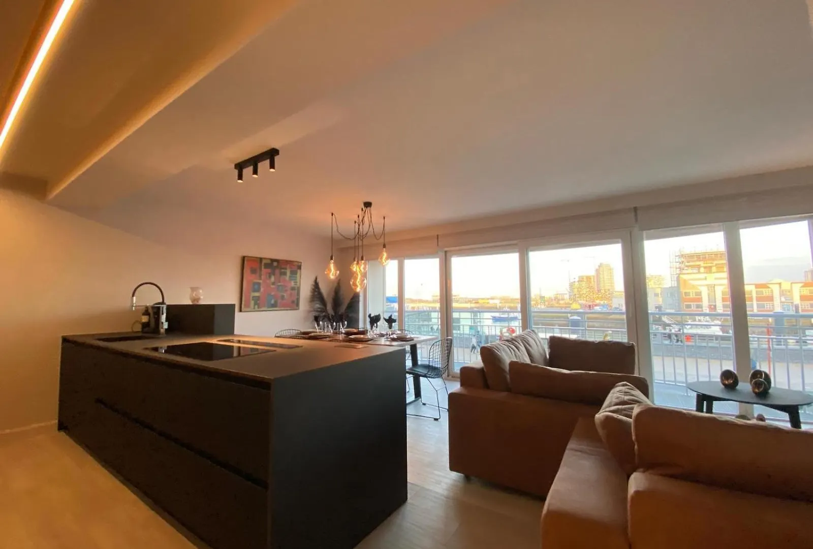 Luxe Appartement Met Zeezicht Aan De Jachthaven Ostende